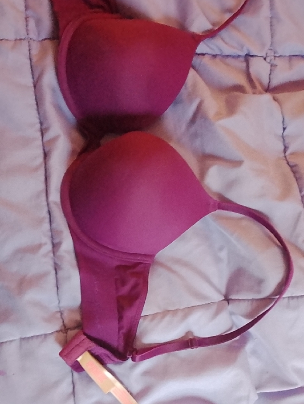 PINK Victoria's Secret Bra in Deep Raspberry Purple. Size 32d, Brand New